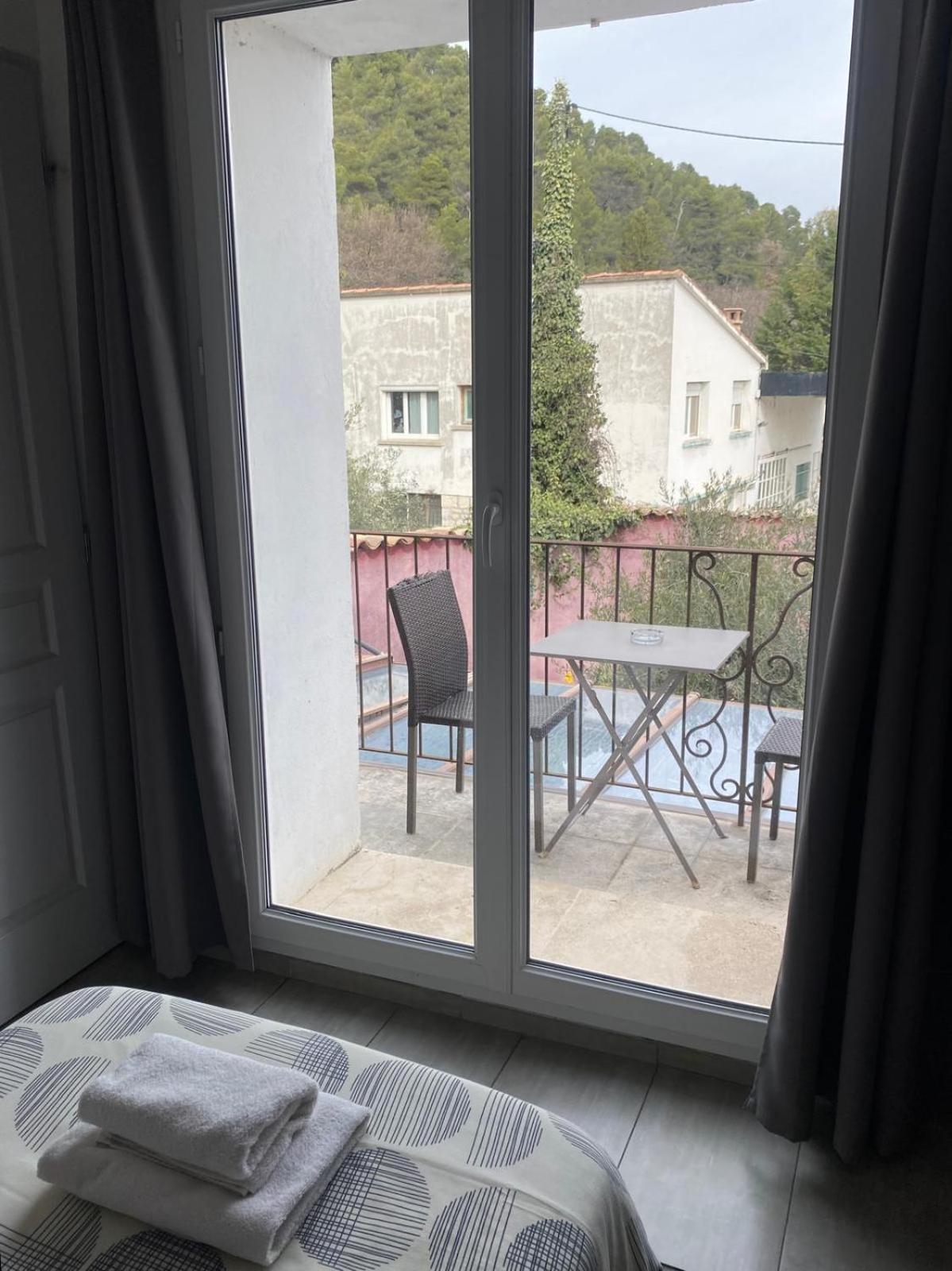 Auberge Les Galets Peyruis Kültér fotó