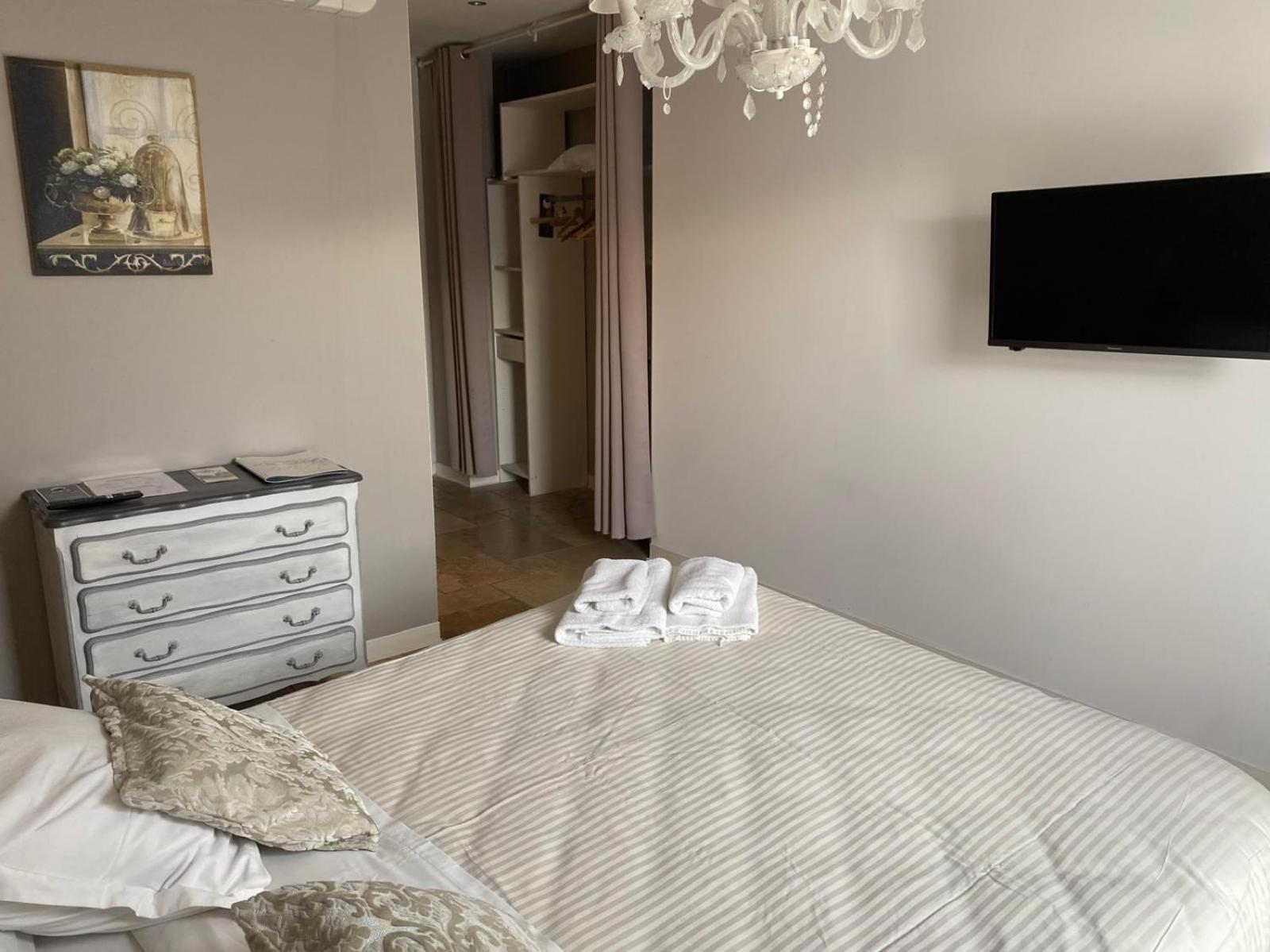 Auberge Les Galets Peyruis Kültér fotó